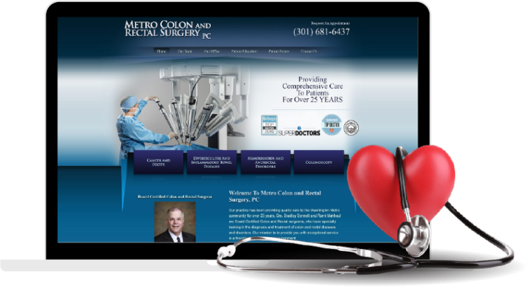 Metro Colon Website on Monitor