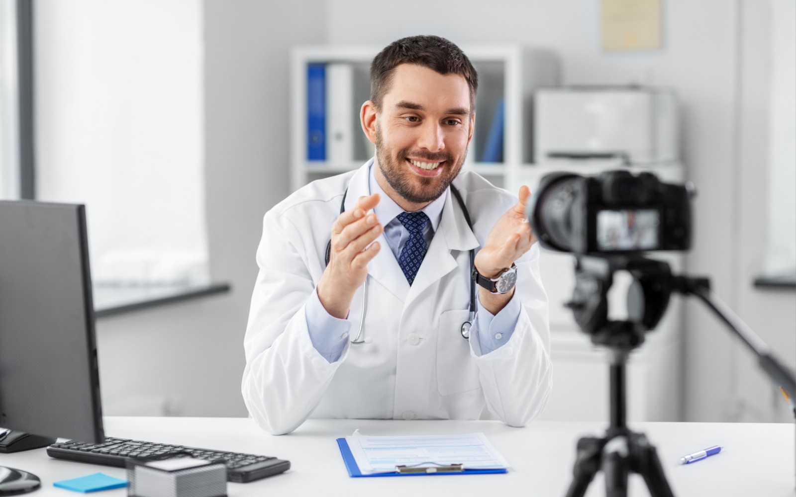 Medical Doctor Blogging for Patient Engagement